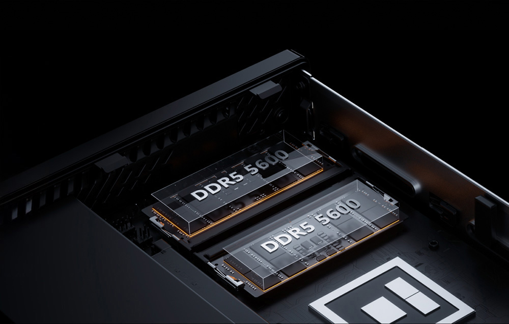 Δύο μονάδες μνήμης DDR5 5600 εγκατεστημένες σε σκούρο περίβλημα υπολογιστή