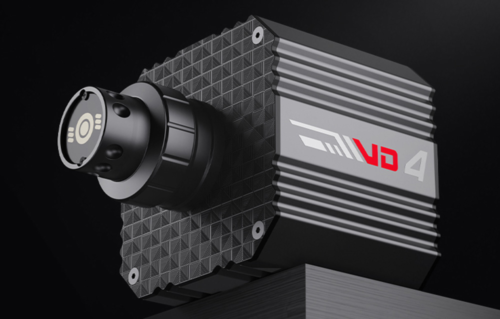 Κοντινό πλάνο της βάσης κίνησης PXN VD4 με ορατή τη βάση του τιμονιού και το λογότυπο VD4