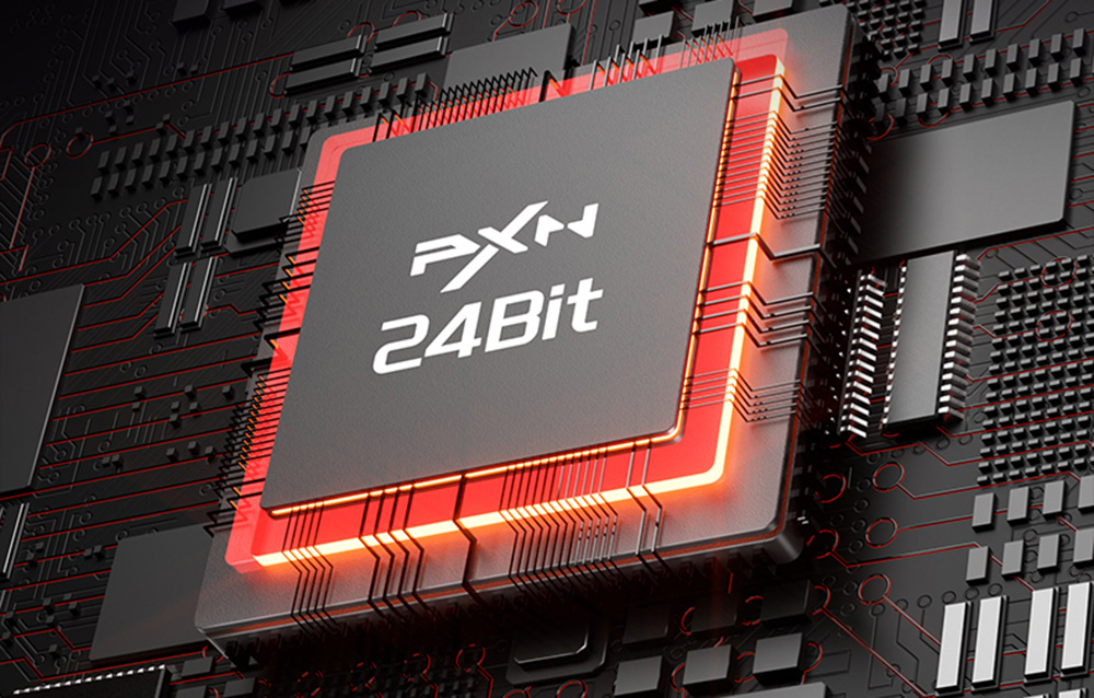 Κοντινή άποψη του τσιπ PXN 24Bit τοποθετημένου στη μητρική πλακέτα με κόκκινο οπίσθιο φωτισμό