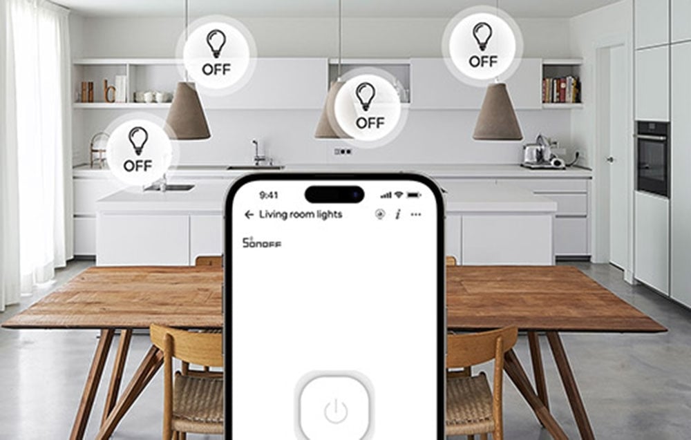 Ένα smartphone με εφαρμογή ελέγχου φωτισμού κουζίνας που εμφανίζει εικονίδια σβησμένων φώτων