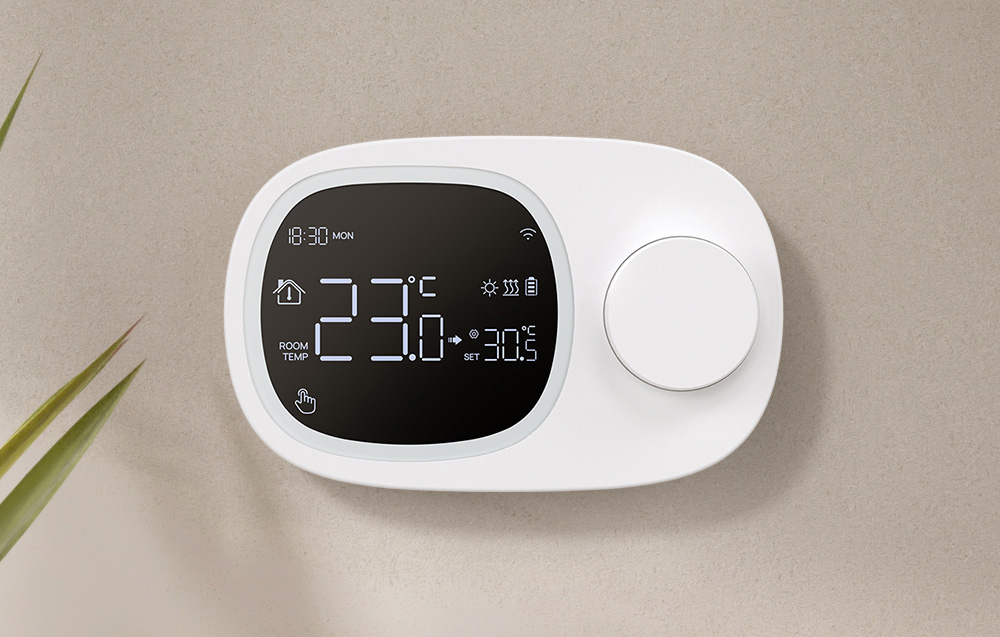 Έξυπνος θερμοστάτης στον φωτεινό τοίχο