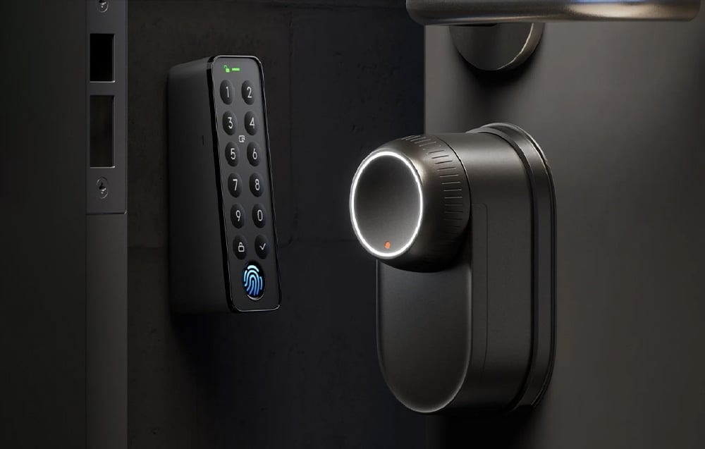 Ηλεκτρονική κλειδαριά SwitchBot με φωτιζόμενο δακτύλιο και αριθμητικό πληκτρολόγιο με αναγνώστη δακτυλικών αποτυπωμάτων