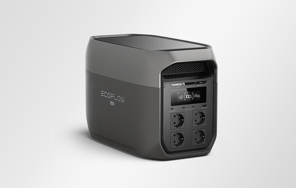 Φορητός σταθμός τροφοδοσίας EcoFlow Delta 3 Max με τέσσερις πρίζες και οθόνη.