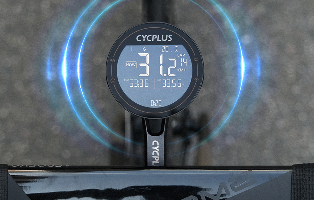 Υπολογιστής Cycplus με οθόνη τοποθετημένος στη βάση στήριξης Z3 με μπλε κύκλους