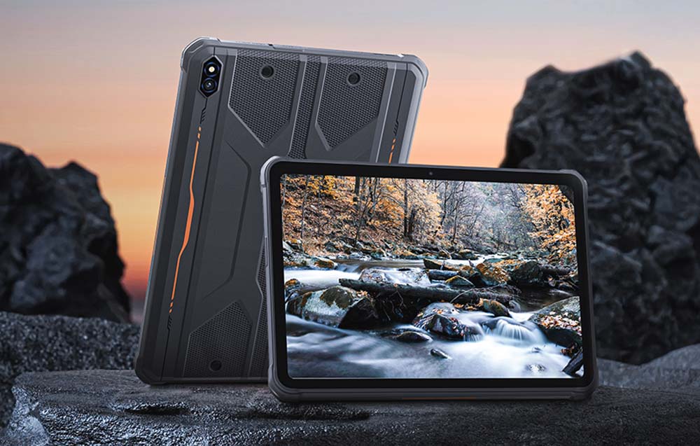 Tablet με θέα την οθόνη και την πίσω θήκη, με φόντο ένα ορεινό ποτάμι