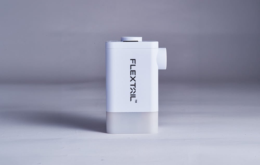 Flextail Max Pump 2 Plus σε ουδέτερο φόντο