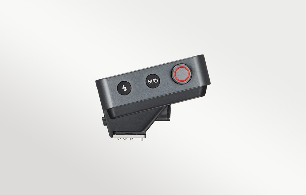 Πλευρικό πλαίσιο του ενεργοποιητή φλας Godox X3 Pro S με κουμπιά ελέγχου και κόκκινο επιλογέα ρύθμισης
