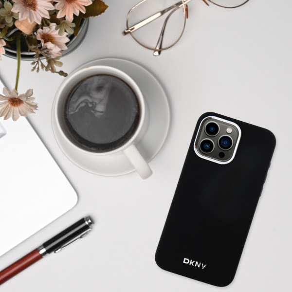 DKNY Liquid Silicone Small Metal Logo MagSafe Image 3