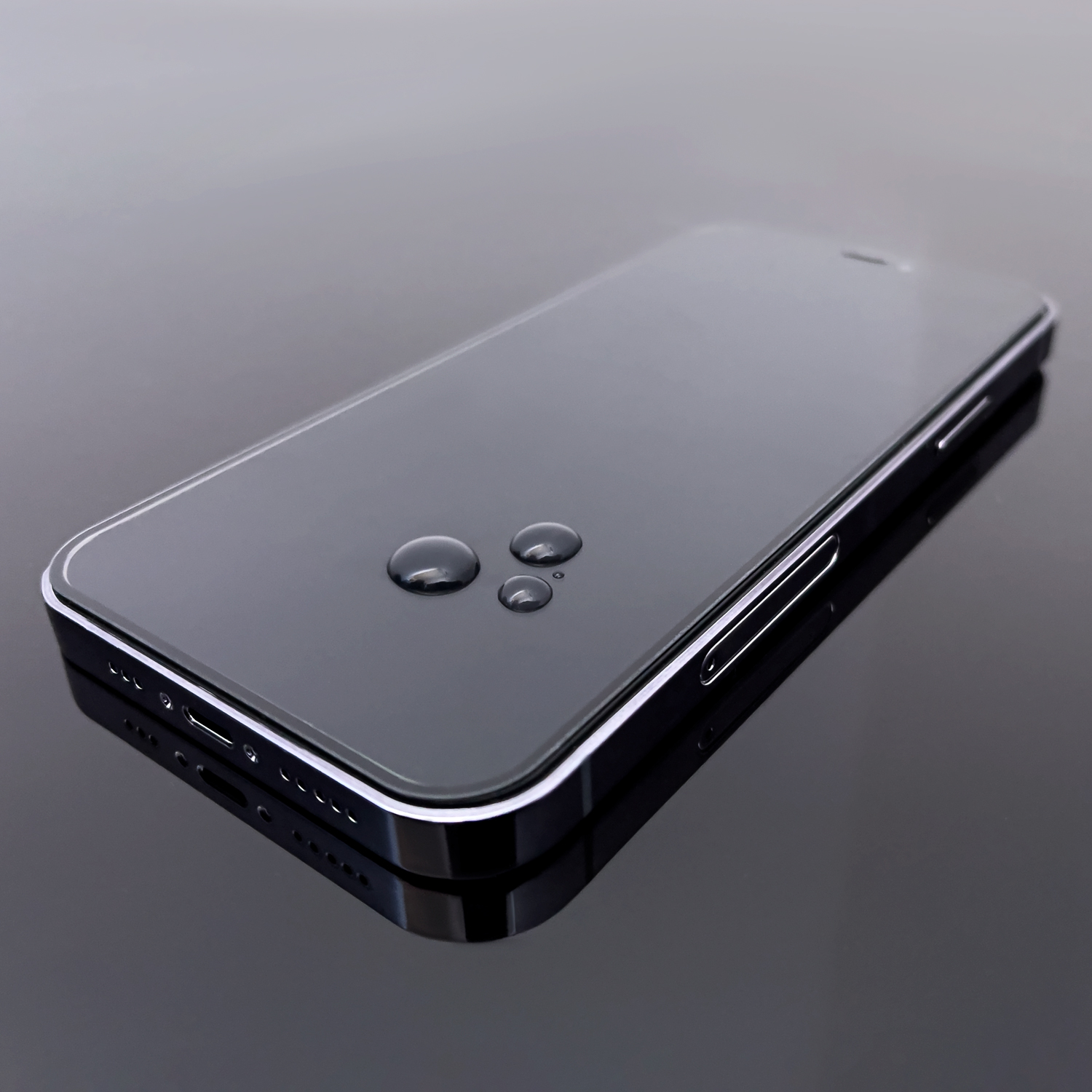 Σταγόνες νερού σε Wozinsky Full Glue Tempered Glass