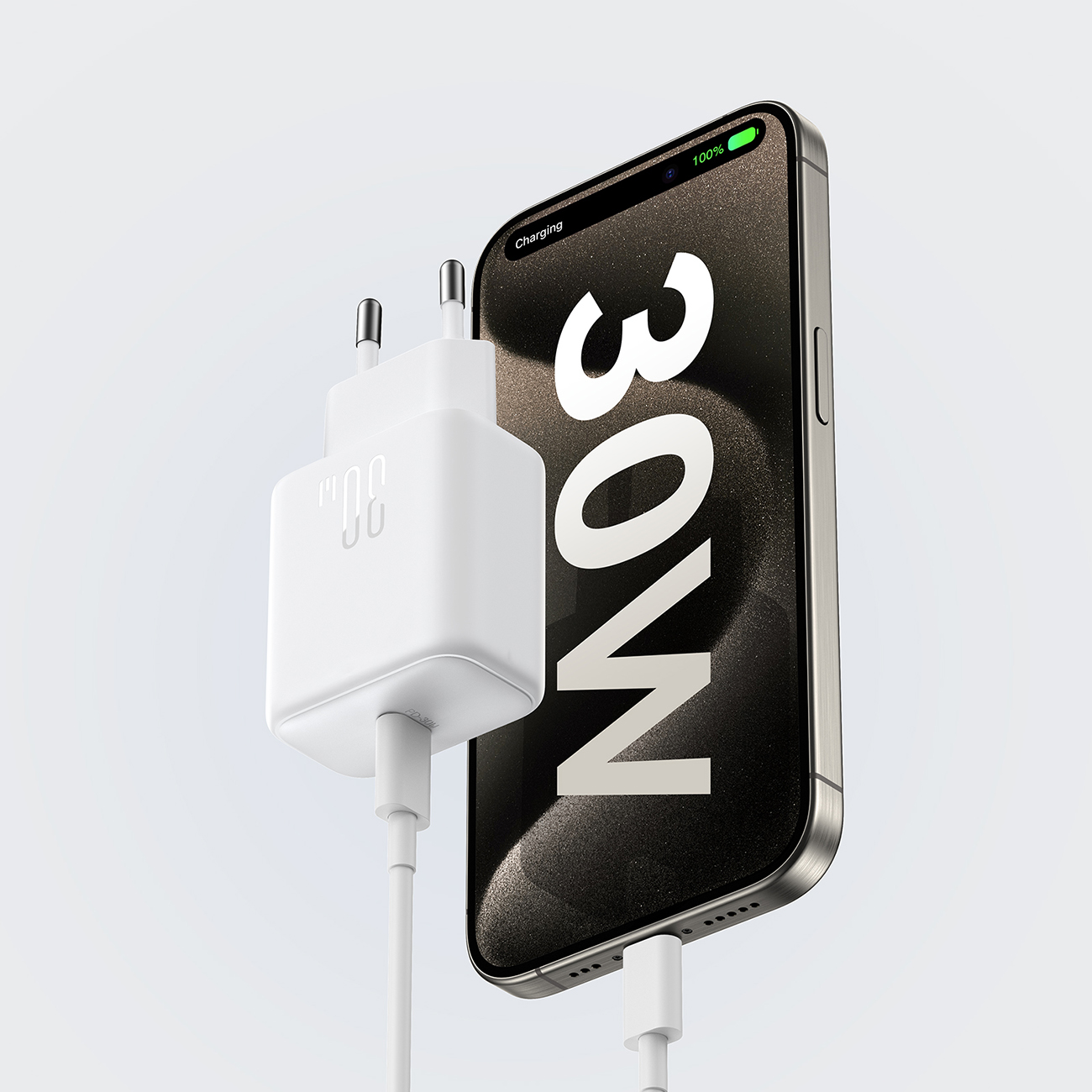 Το iPhone συνδέεται με τον φορτιστή τοίχου Joyroom JR-TCF24 για φόρτιση